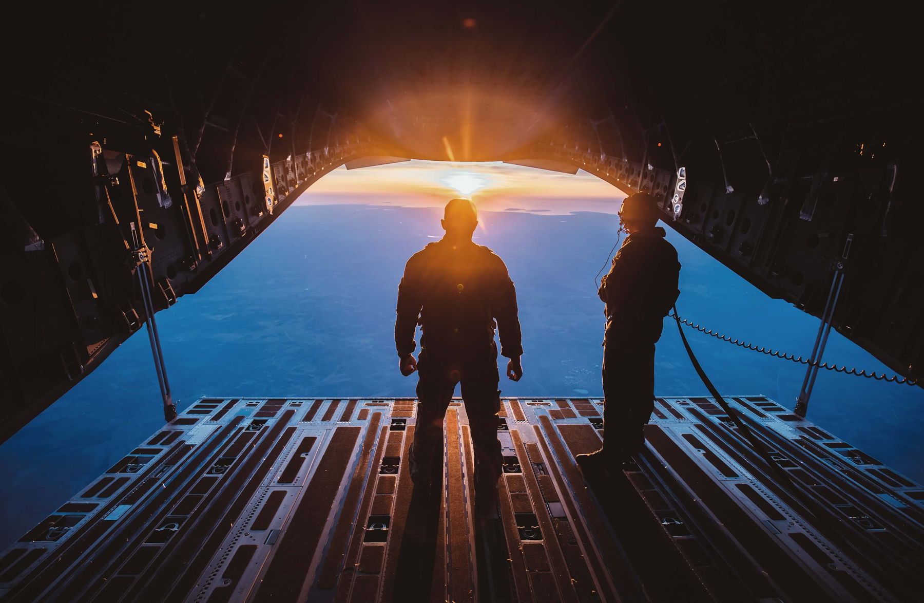 Service leavers at Defence Equipment and Support: illustrating military-to-civilian career transition